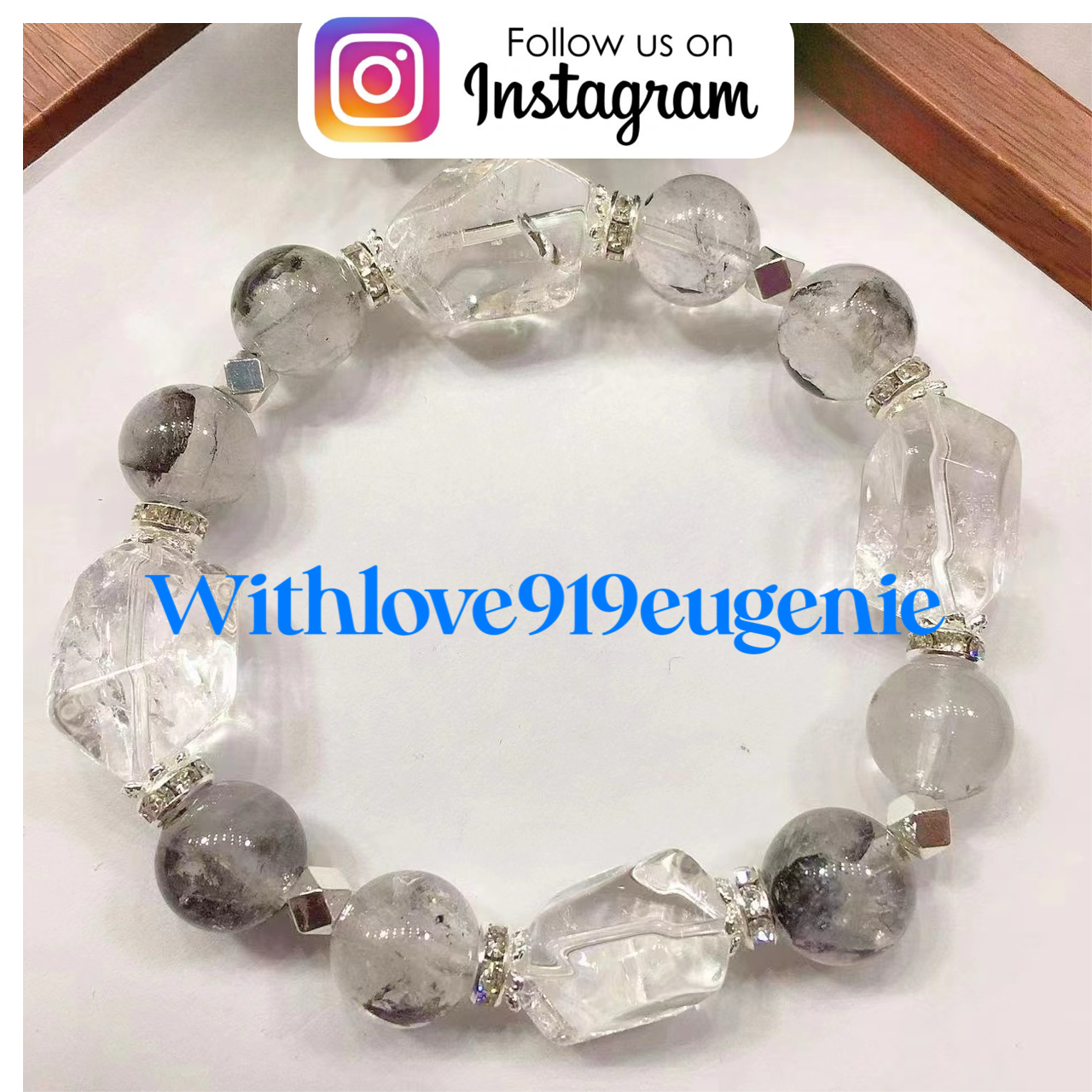 Customized gemstones bracelets for Zodiacs and 16 personalities.