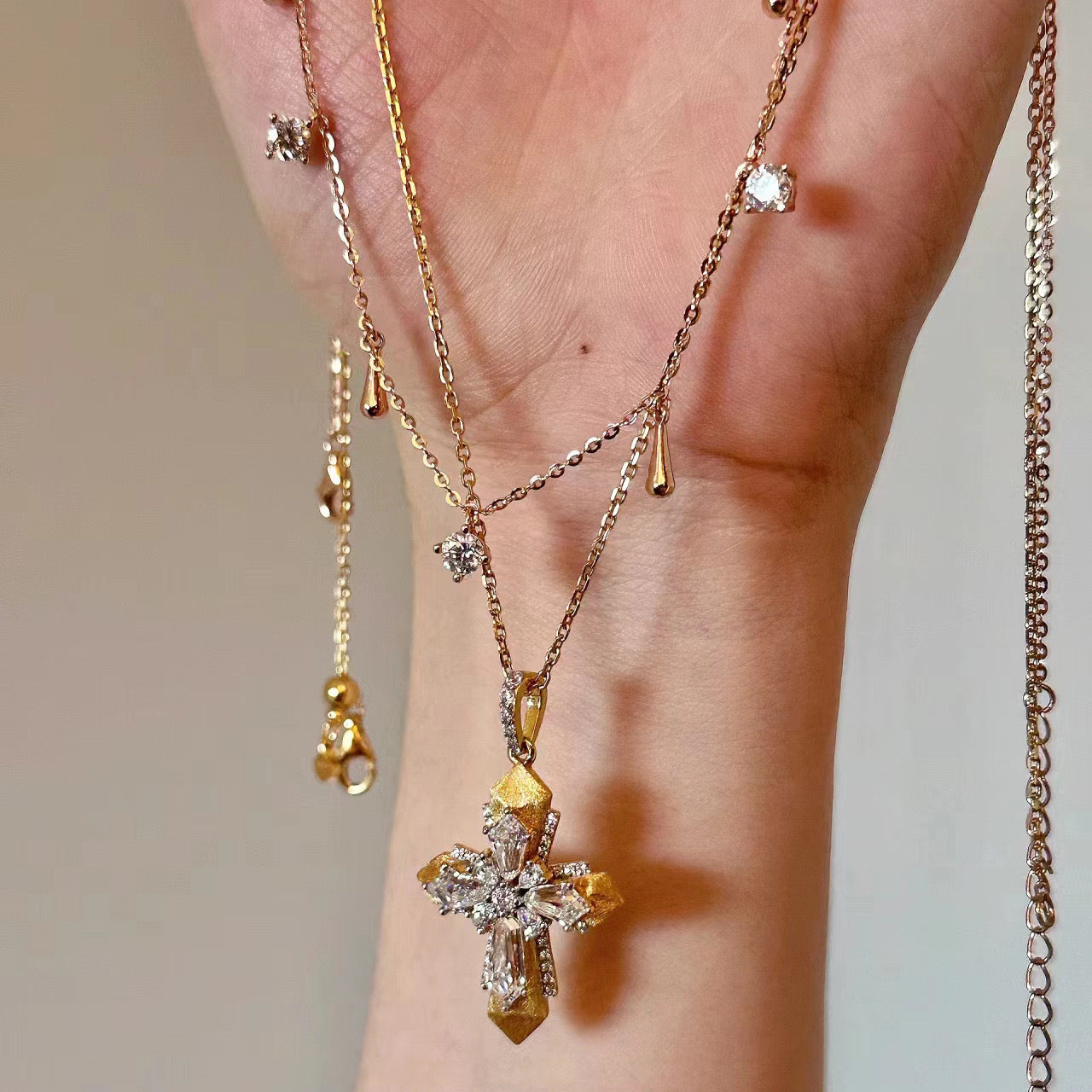Cross Rhinestones necklace set
