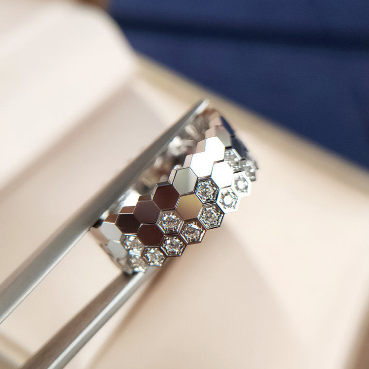 Hexagon design 6 rings in set