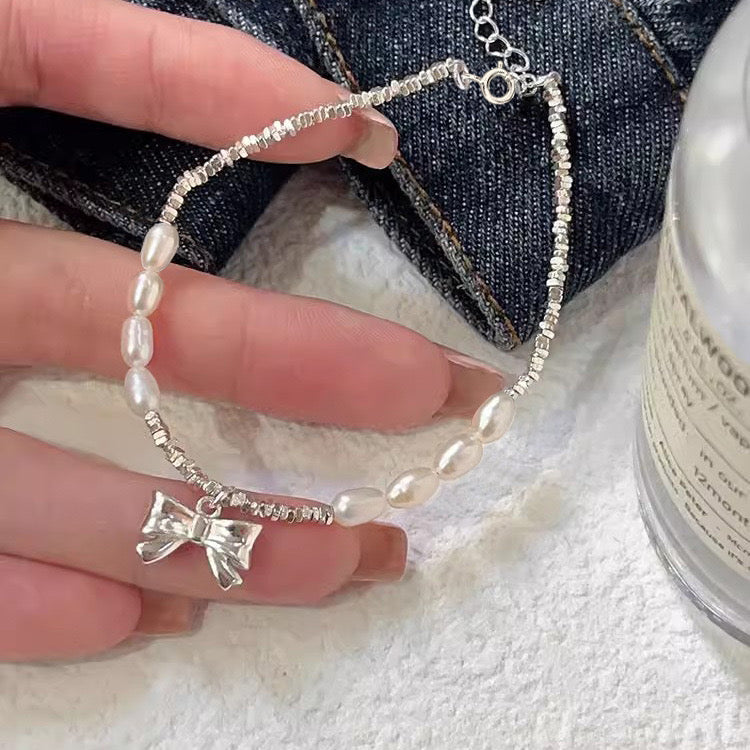 S925 sterling Silver and Freshwater Pearls with Ribbon shaped bracelet