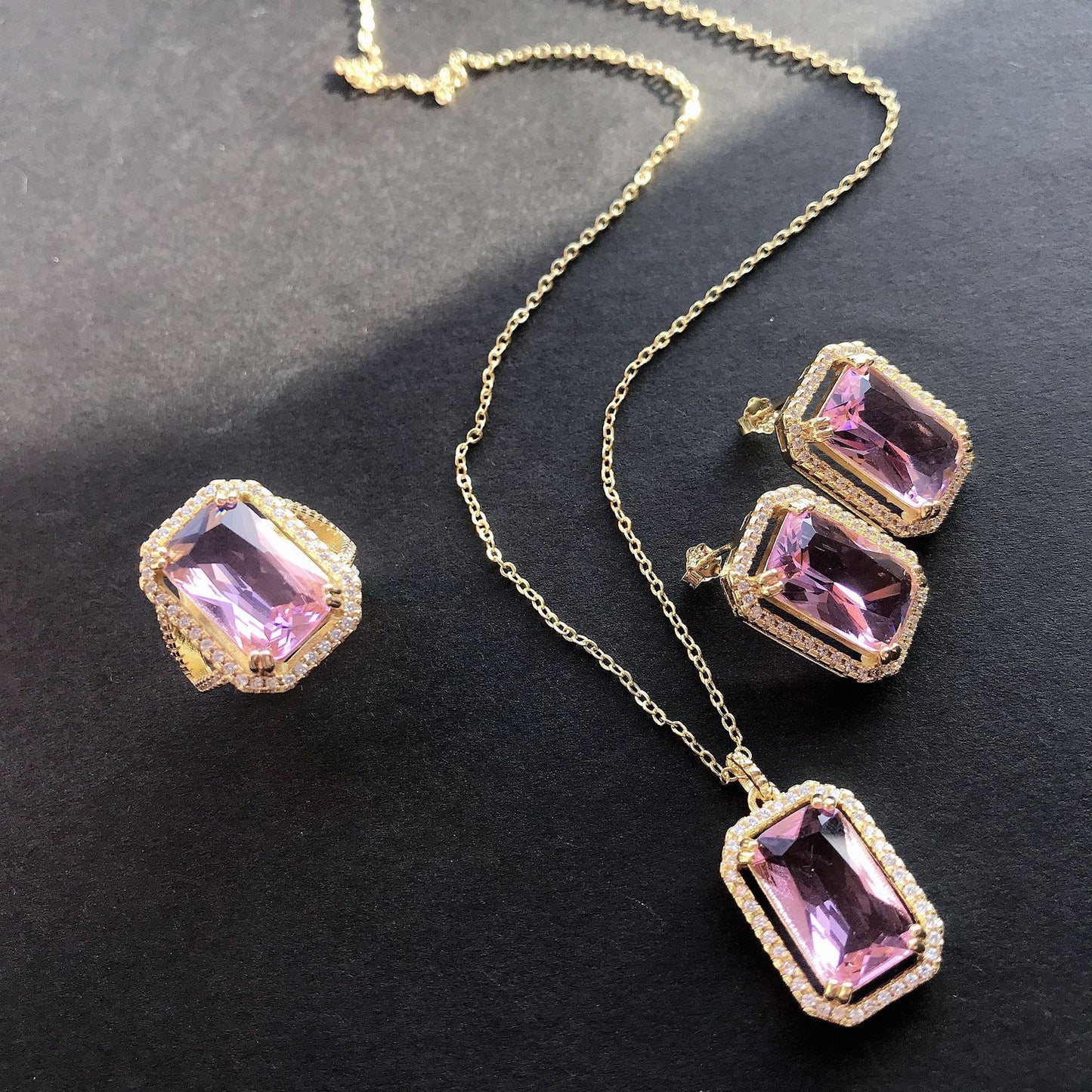 Pink Rhinestones ring, pendent and earrings set