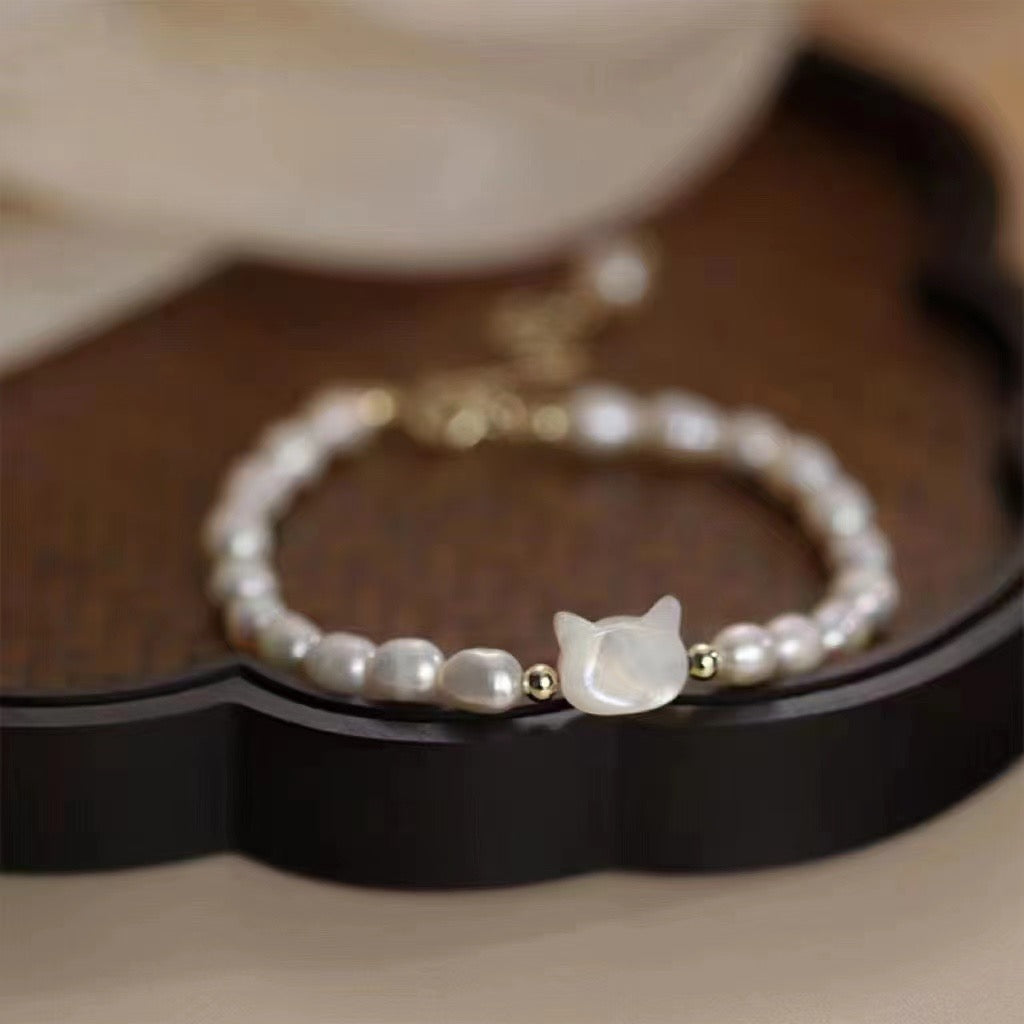 DIY freshwater Pear bracelet with white cat shaped shell