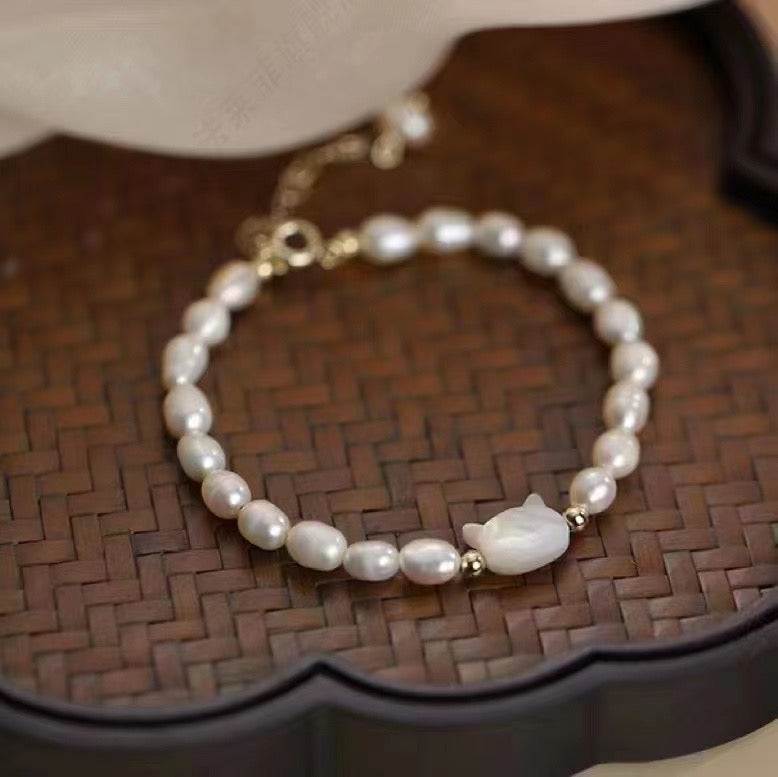 DIY freshwater Pear bracelet with white cat shaped shell